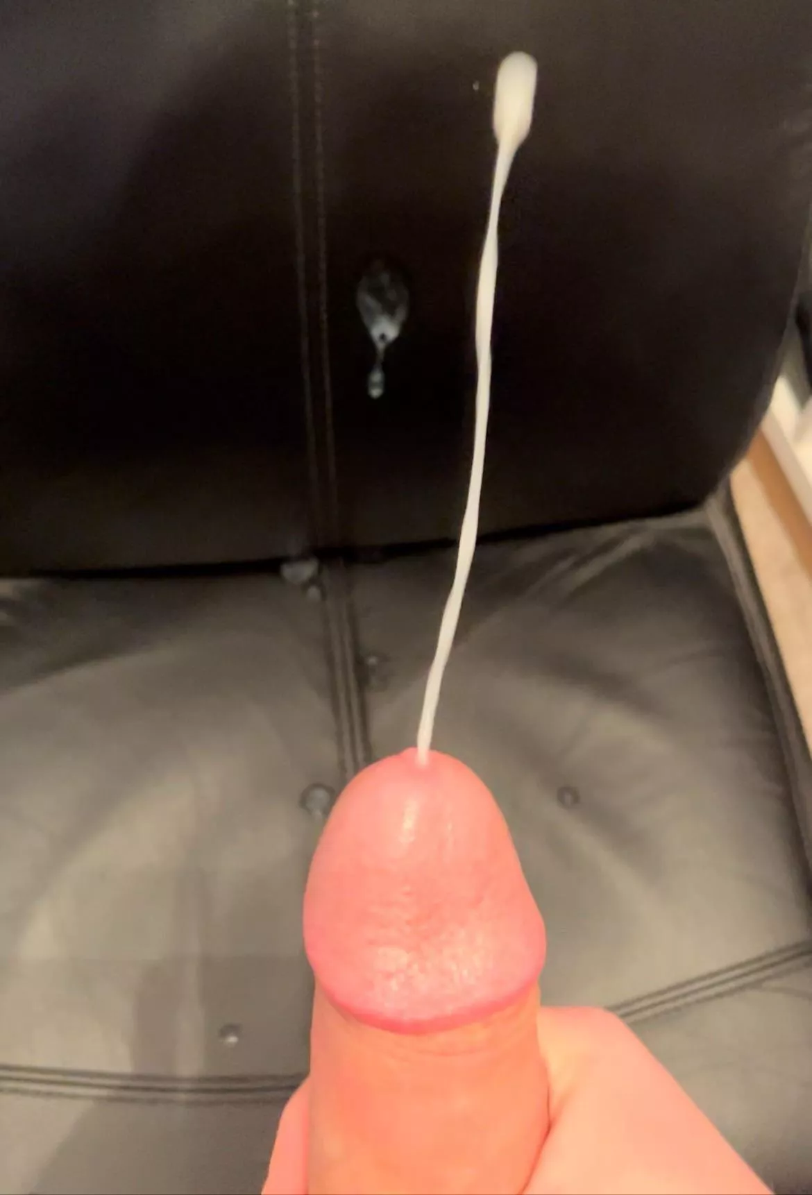 Married dad cum is the best, right?