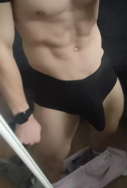 No underwear is big enough for my big boner 🥹