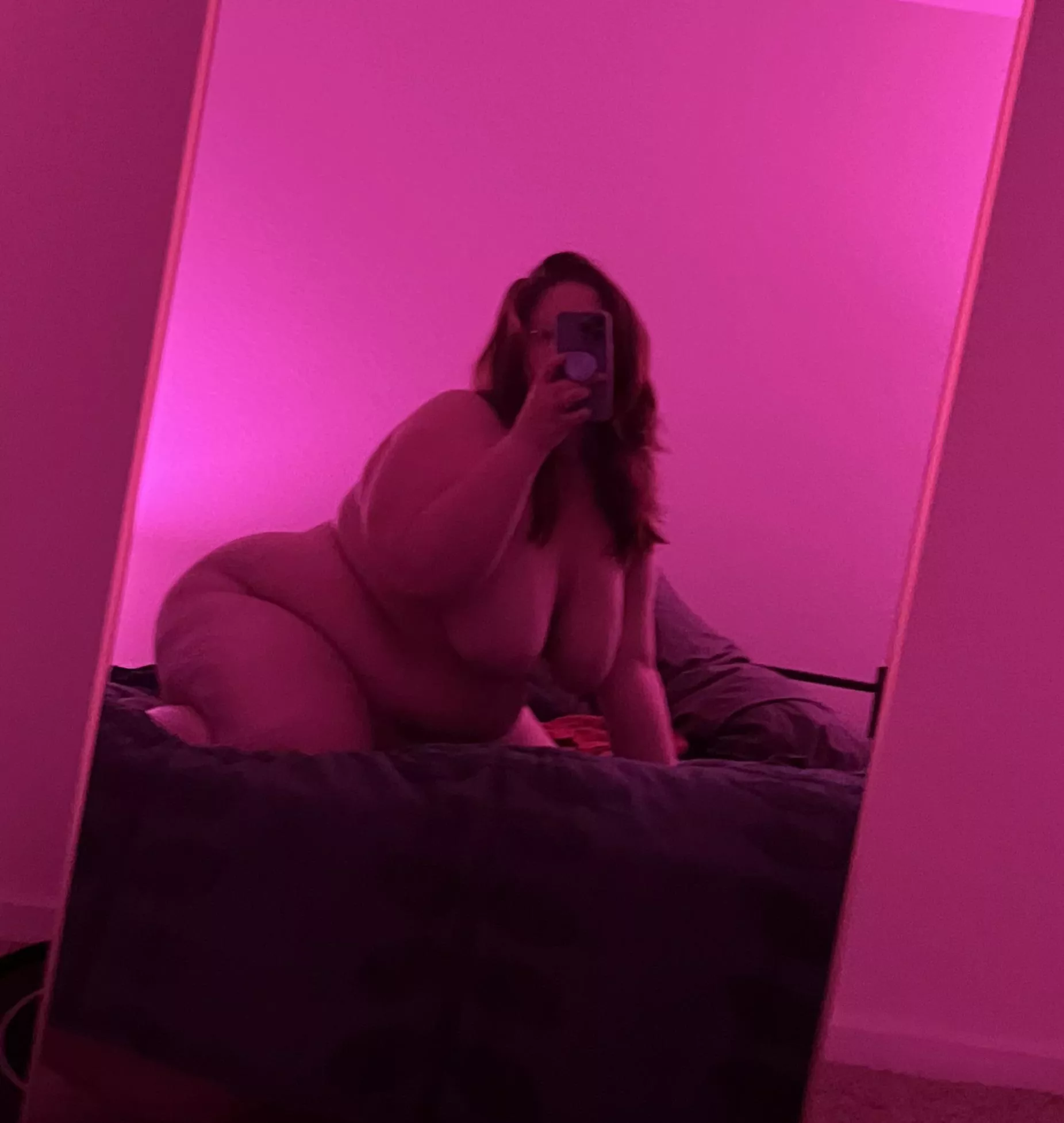 Really don’t appreciate how much work is interrupting my touching myself time 🙄