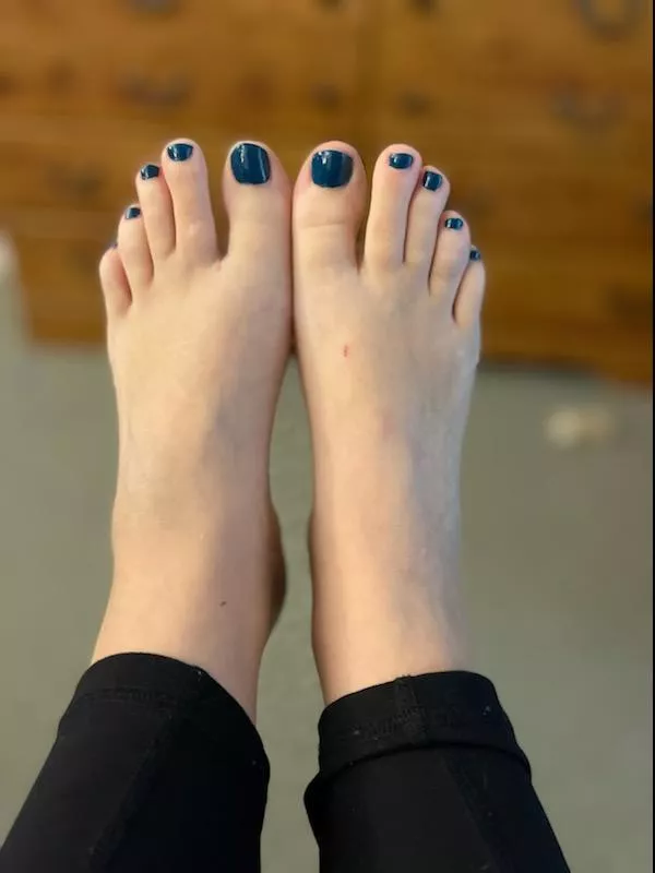 Rub your face between them