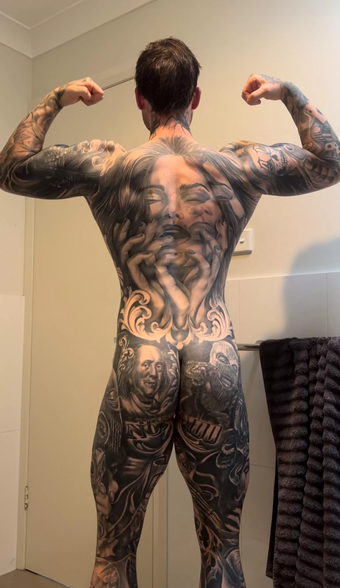 Straight to the point. Who’s gonna eat my ass? 🍑 