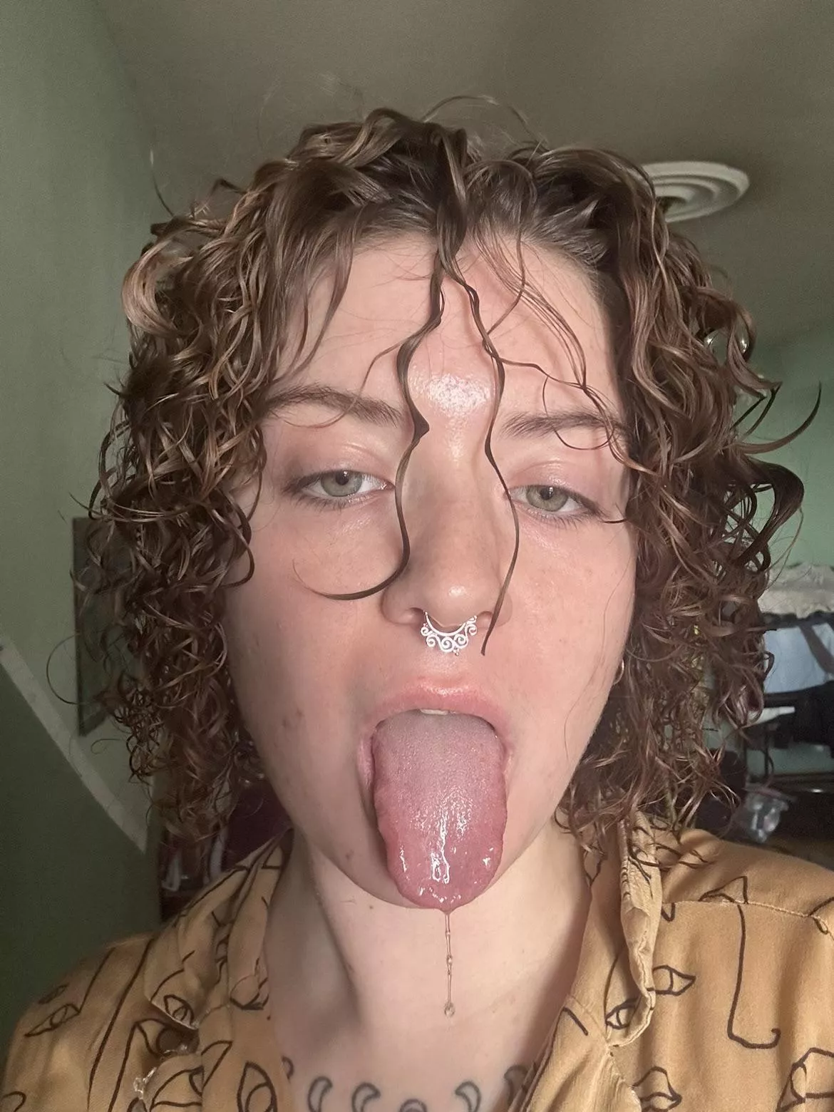 Sweet morning tongue and drool