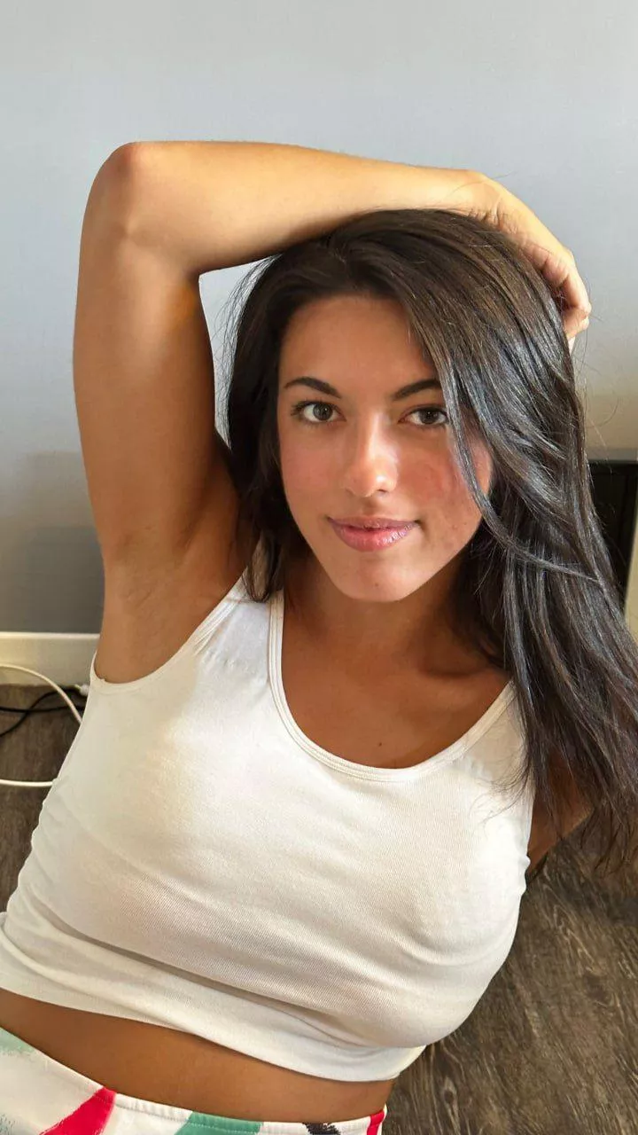 ur dark desire, this white shirt, hands on me F19