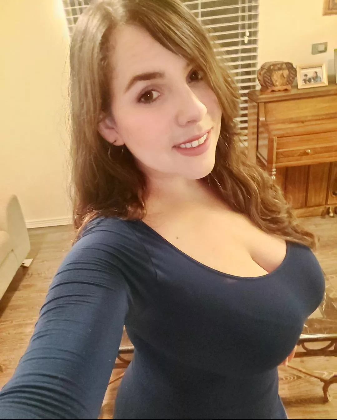 Vivian and her big tits!