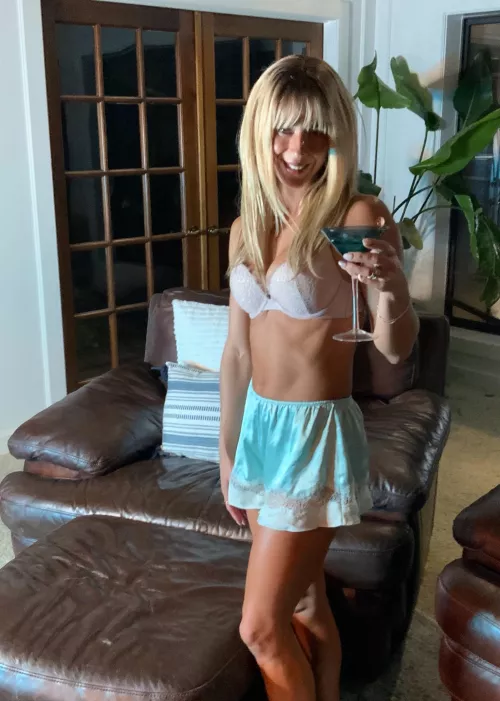 Want to see the other side of me @savanahlinn