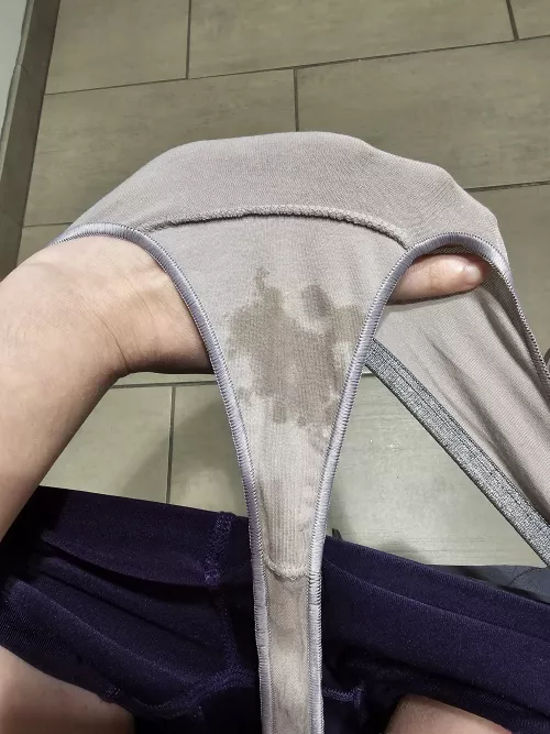 Wearing my butt plug at work has me so worked up