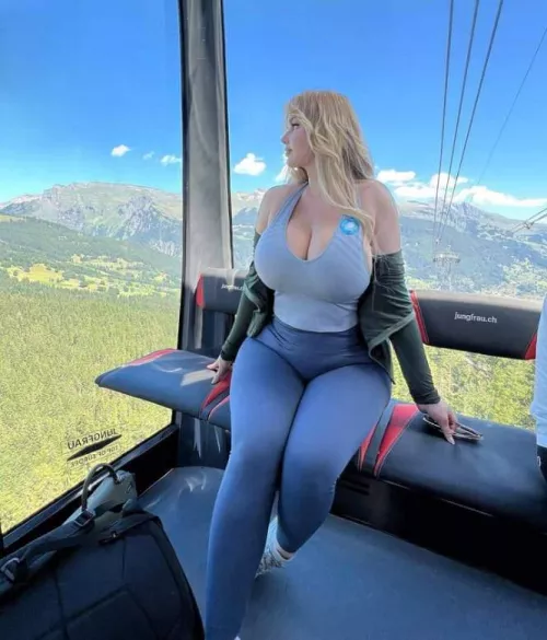 What a lovely view of the mountains