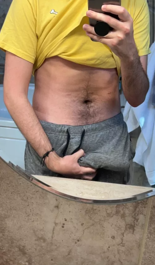 Who wants to take it out? 😏🙊