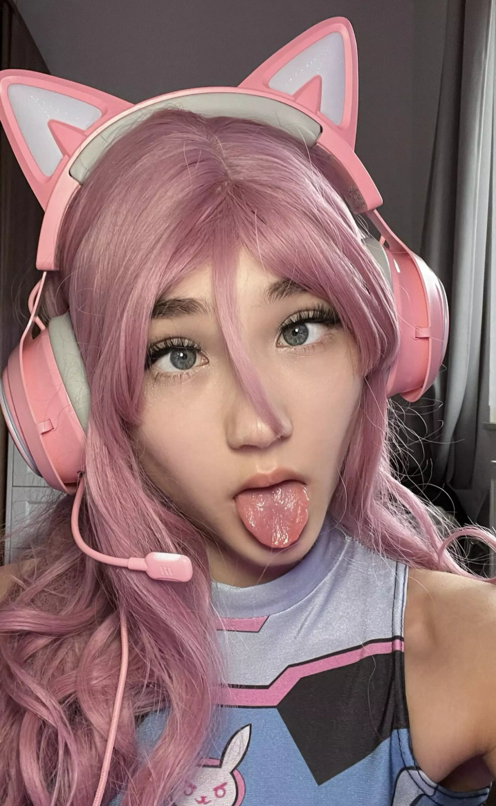 Would you fit yours in my small mouth?