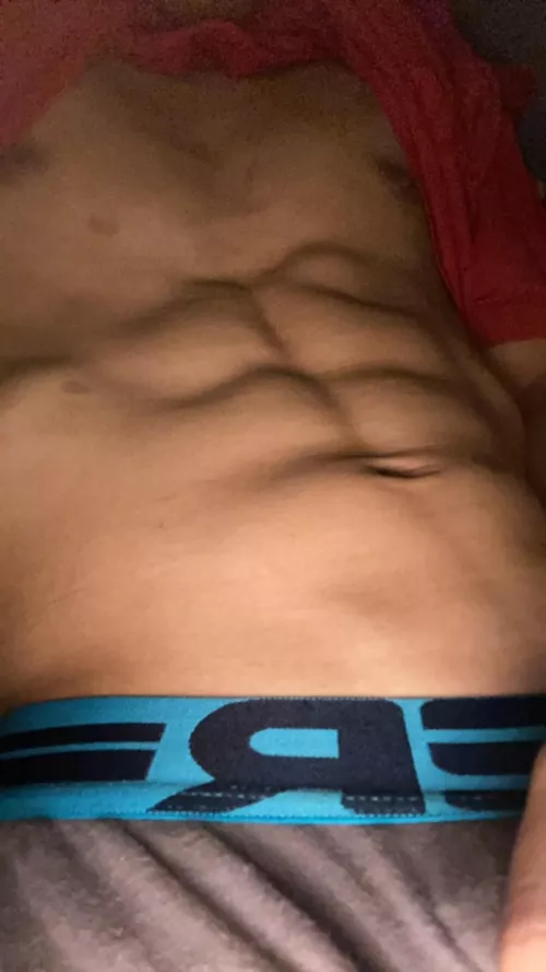 18 aus college boy looking to jerk snap me @benjaminnmooree send pic when add face+ hunk+