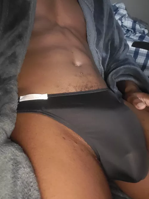 (21) horny gamer friends?