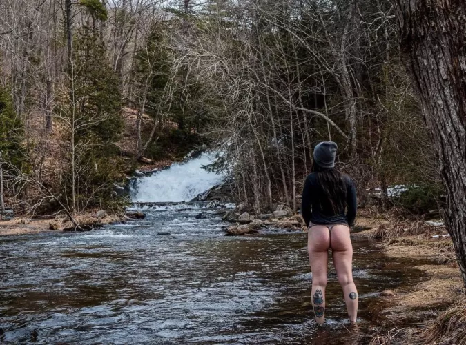 Buddies 19yo gf so Sexxy 