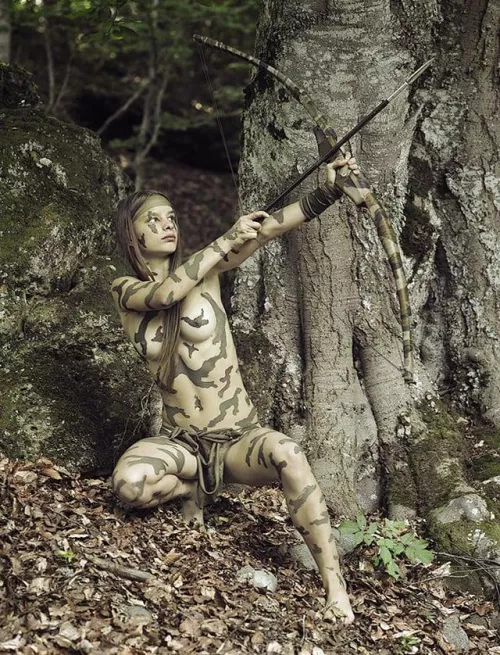 Camouflage body paint