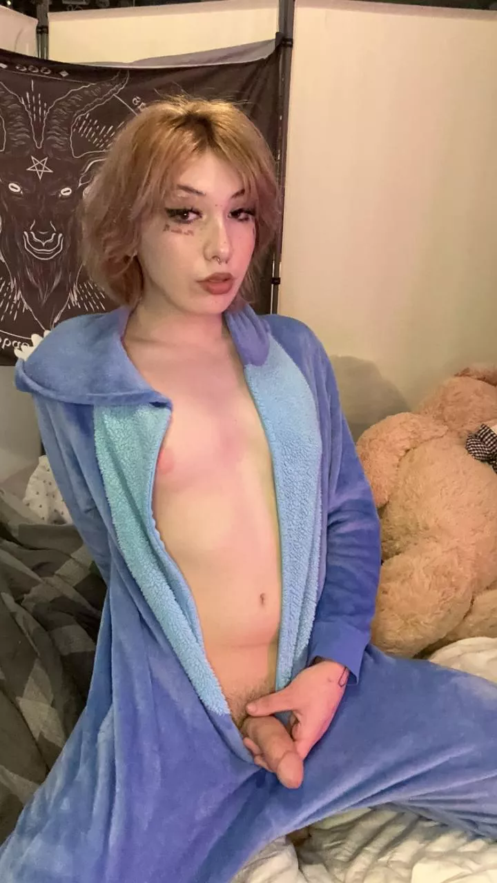 can I serve you my whole body every morning, and what will you be eating first? 😏