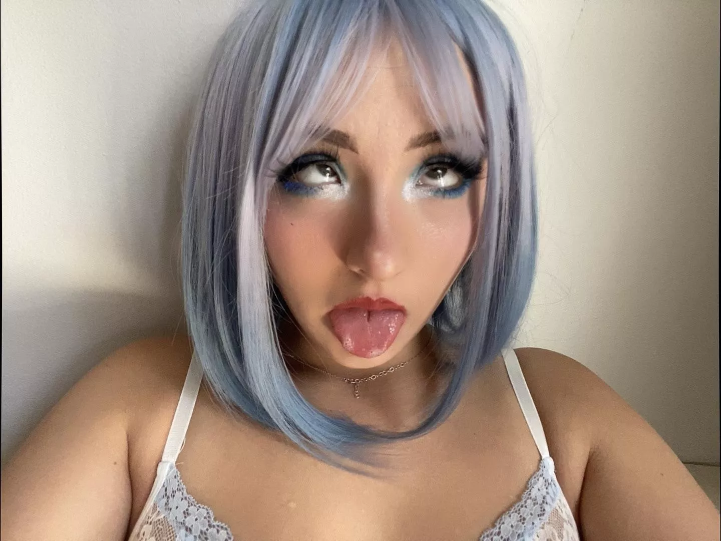 Cum in my mouth pretty please😝