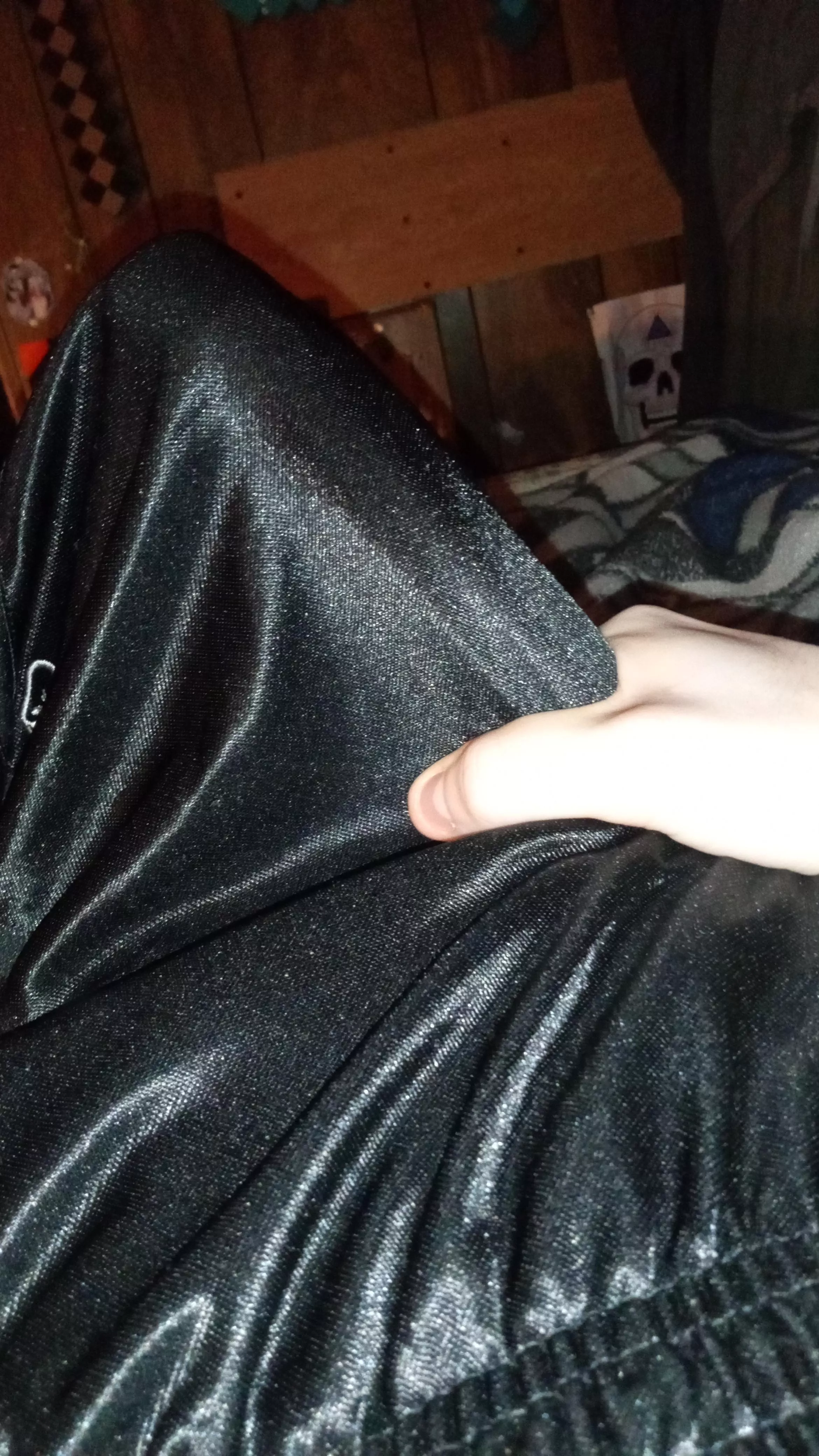 Dm's are open girls that wanna see more