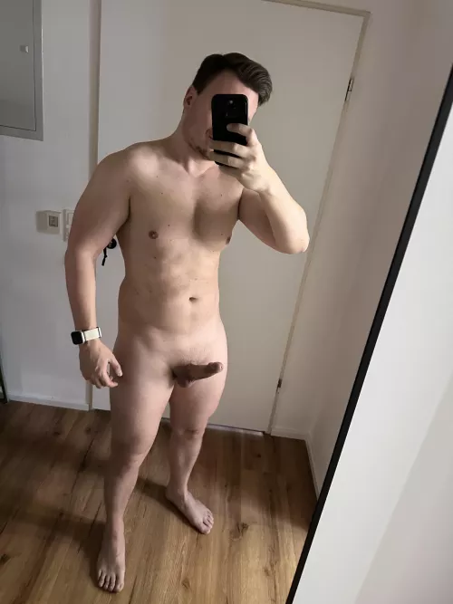 Do I look like I lift? 👀 [m]