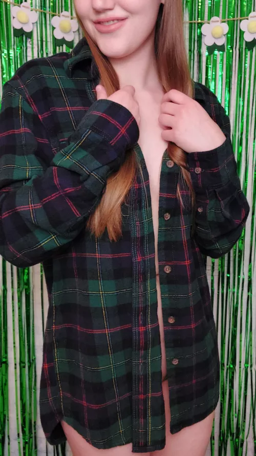 Do you like when a girl borrows your shirt?