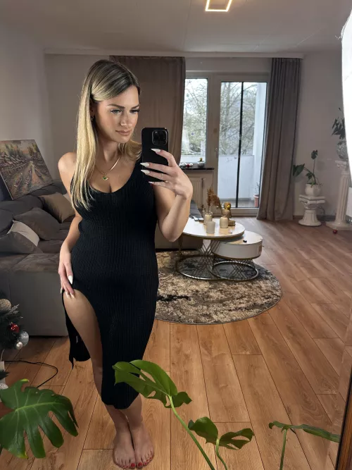 Does black look perfect with me