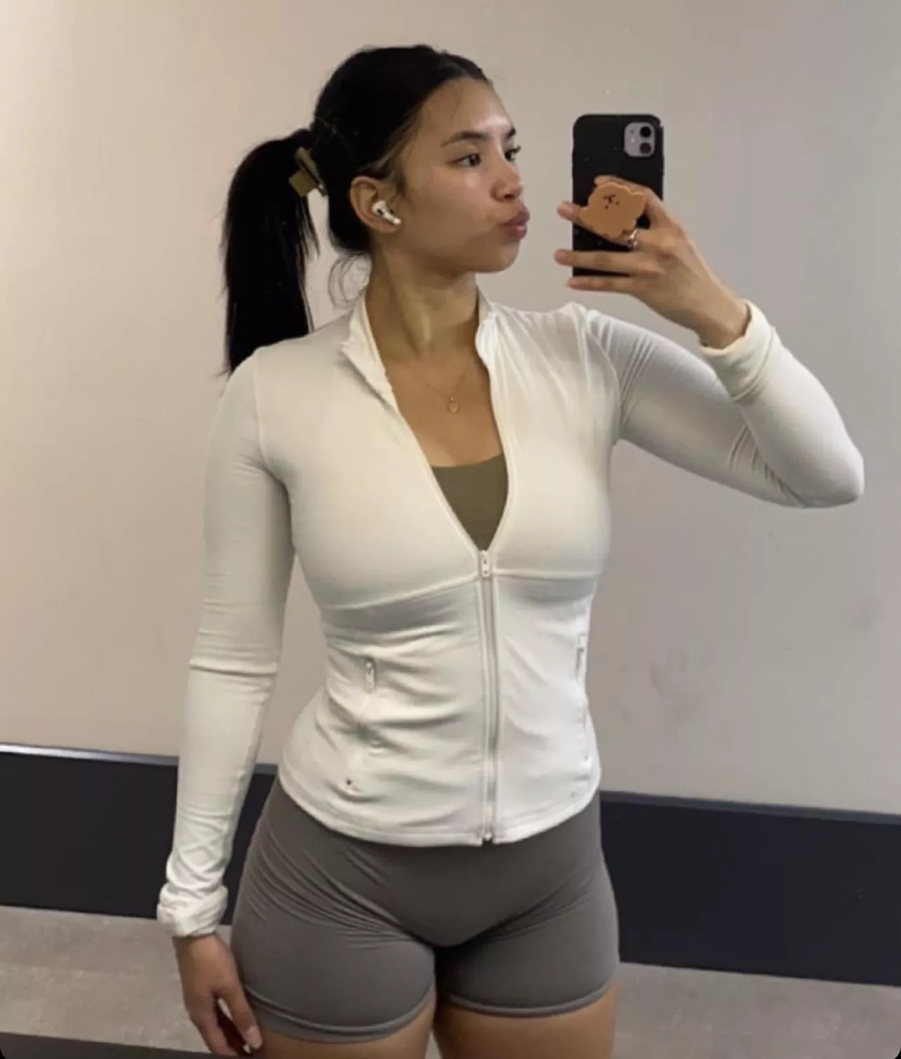 Filipina at the gym