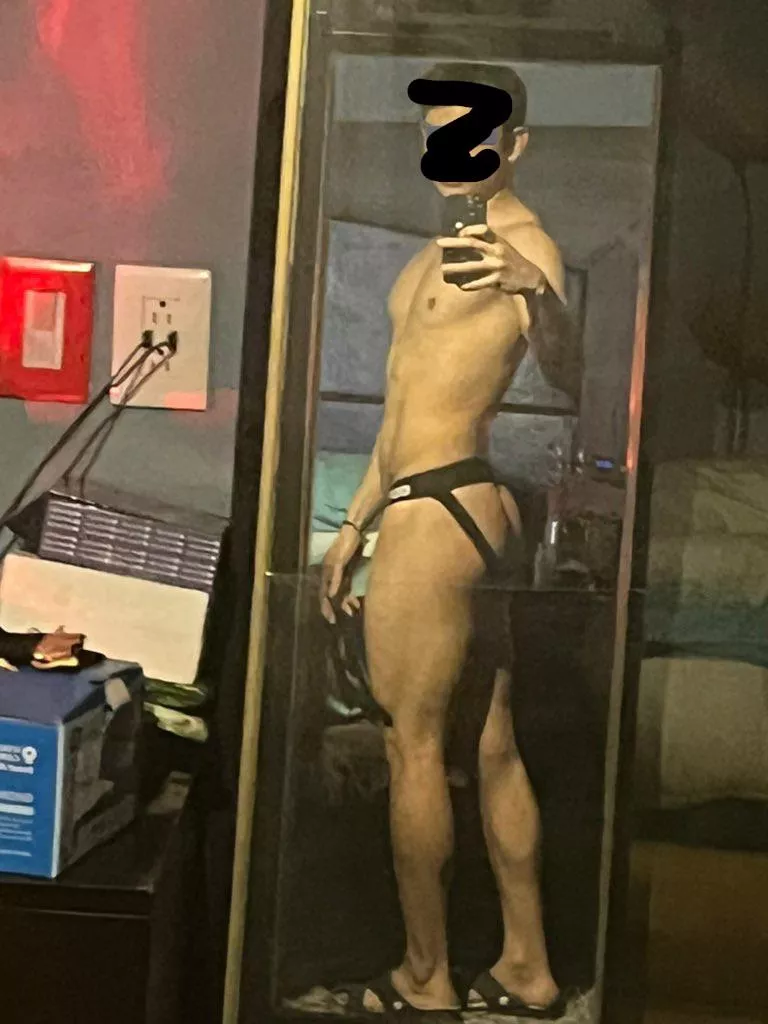 First post, u like latin boys? 