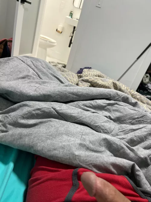 Getting close. Trading and group chat. Snap Tccohen. Be around 18