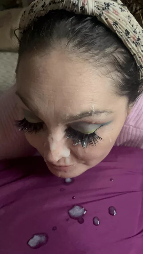 Got blasted just mow! Happy Thursday! 💦💦🍆