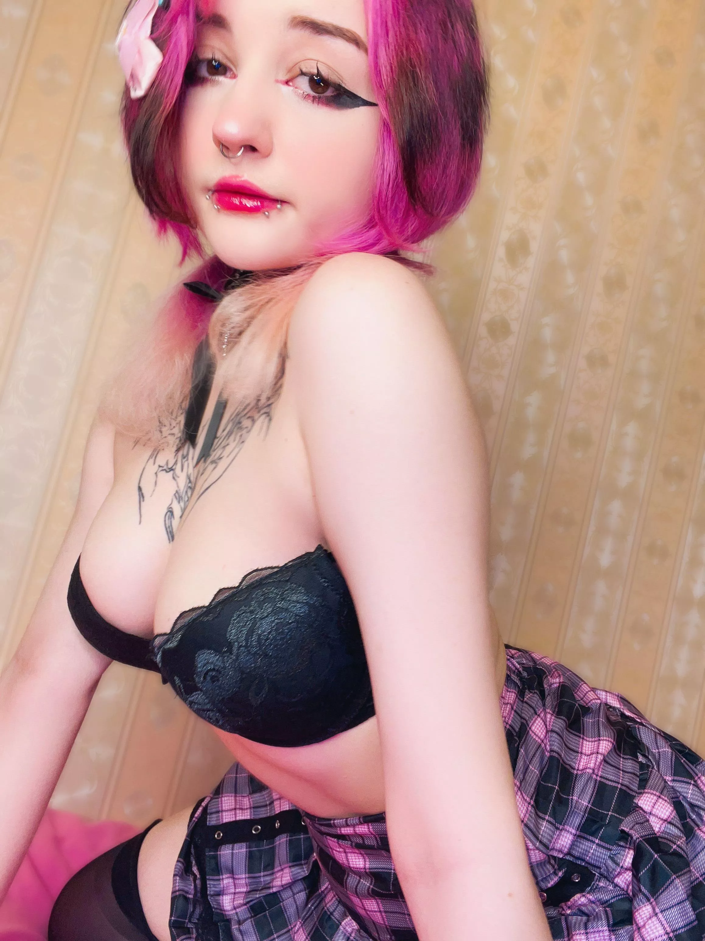 How do you like my skirt?