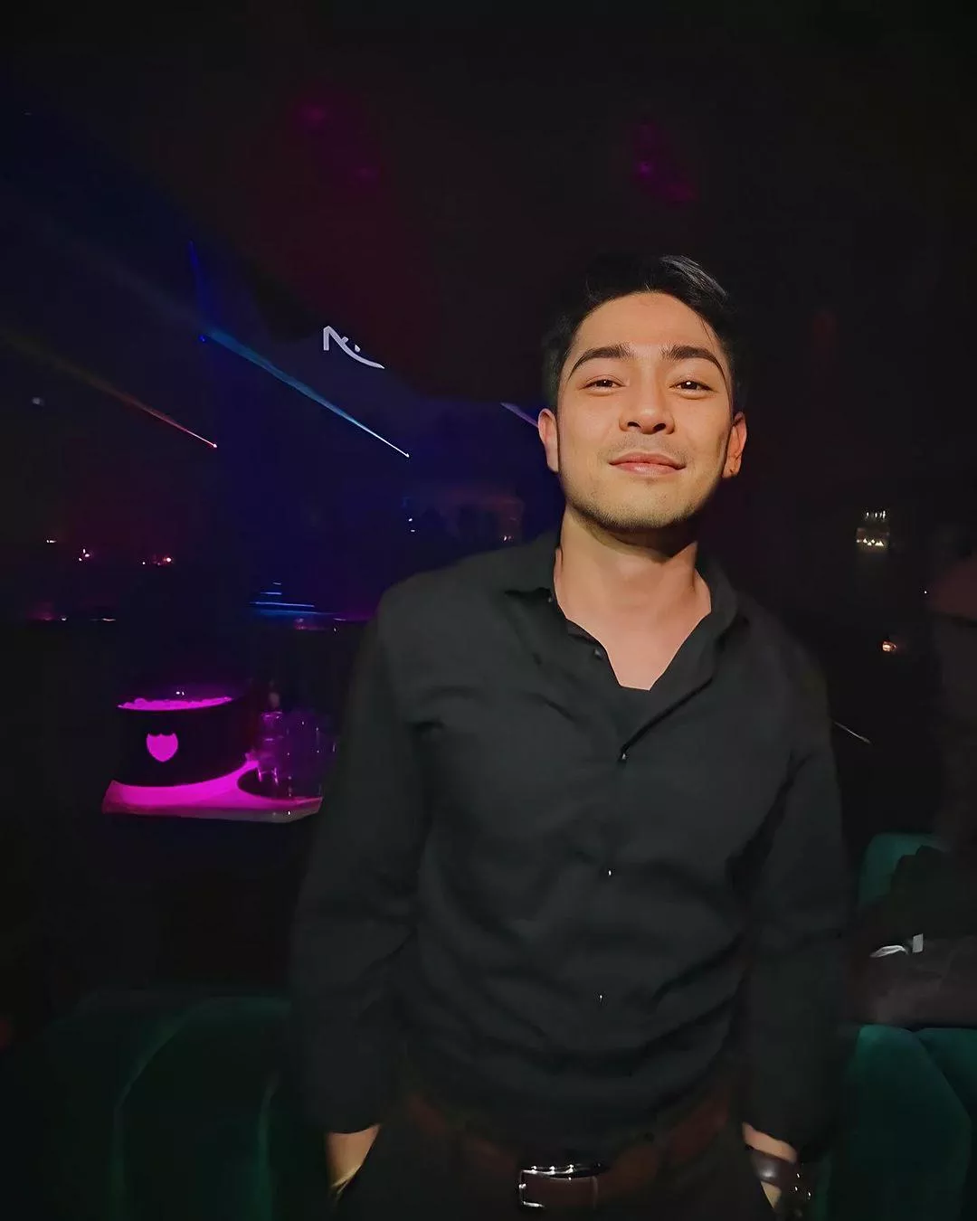 I don't know any pickup lines but imma pick you up at 8.