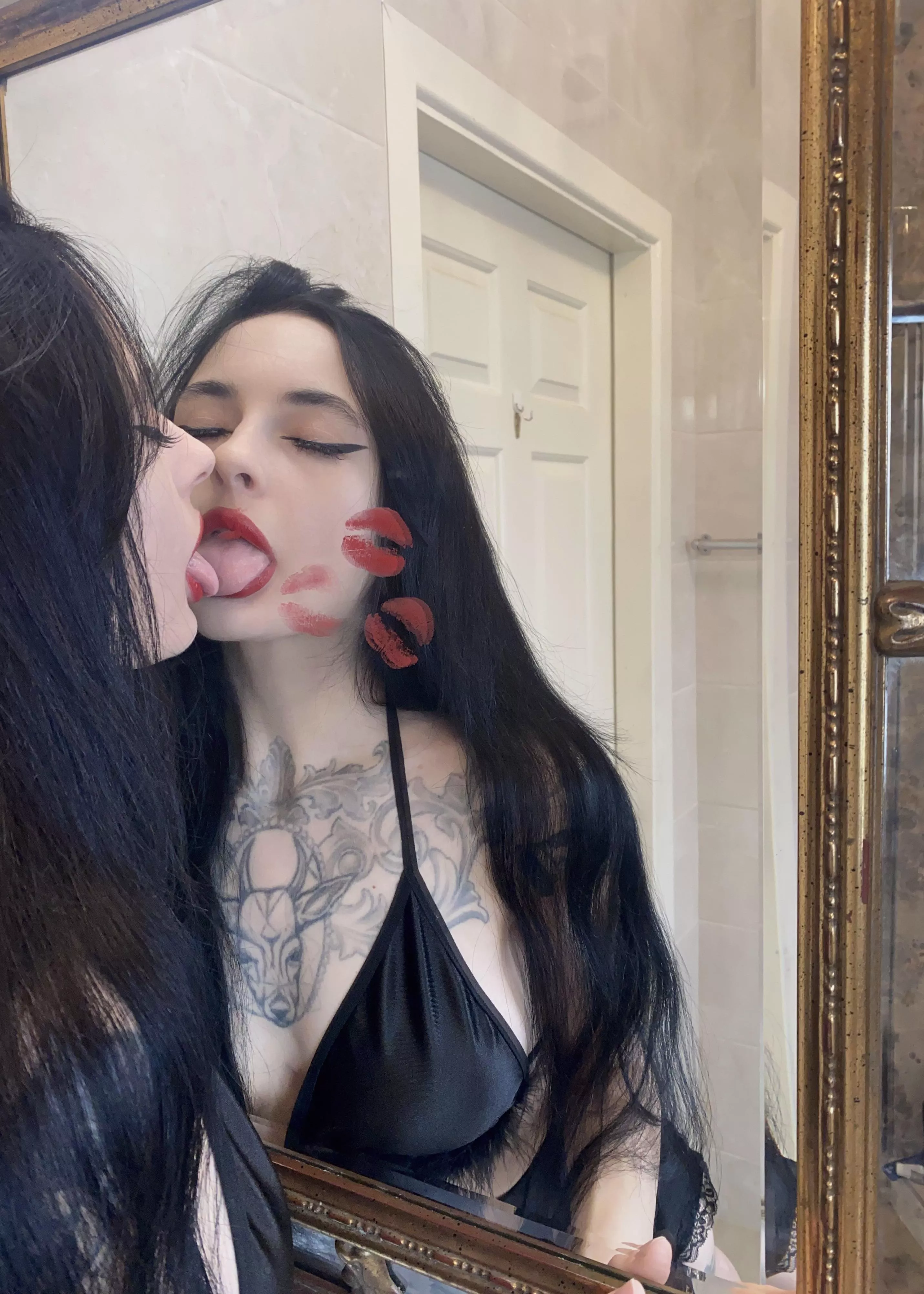 I need a bf who stretch and fuck my tight ass every day