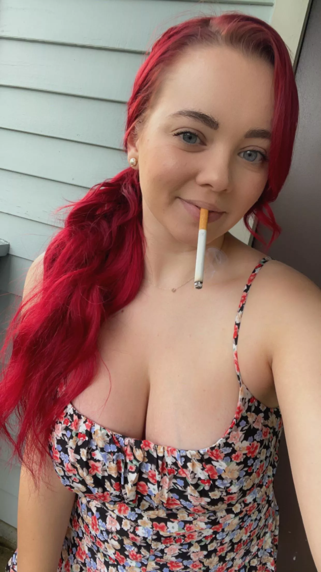 If you take me on a date I promise there will be fire 🚬