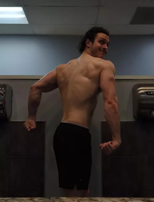 Imagine me flexing naked