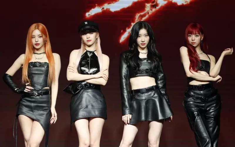 Itzy Group Which one?🖤✨