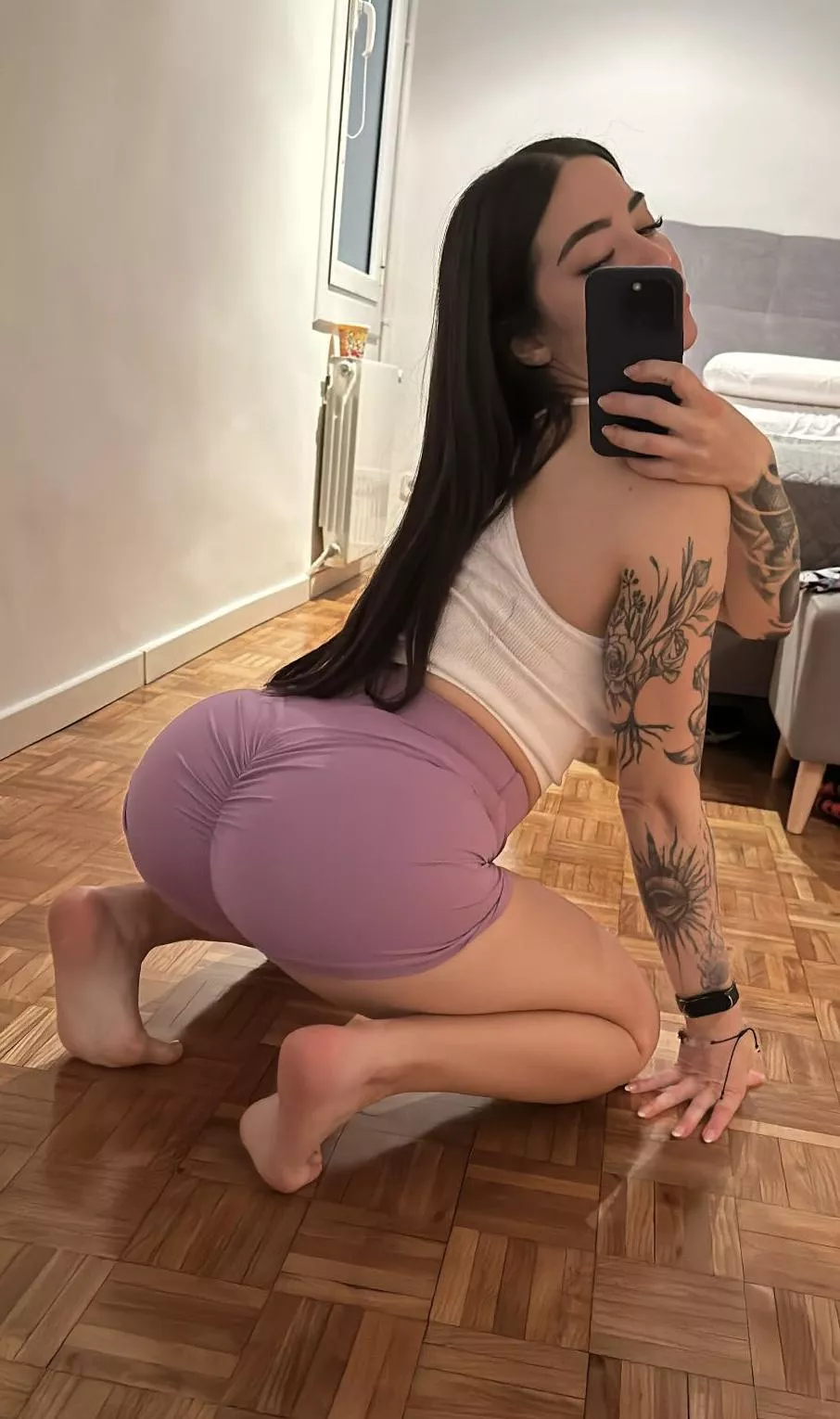 love my tight leggings