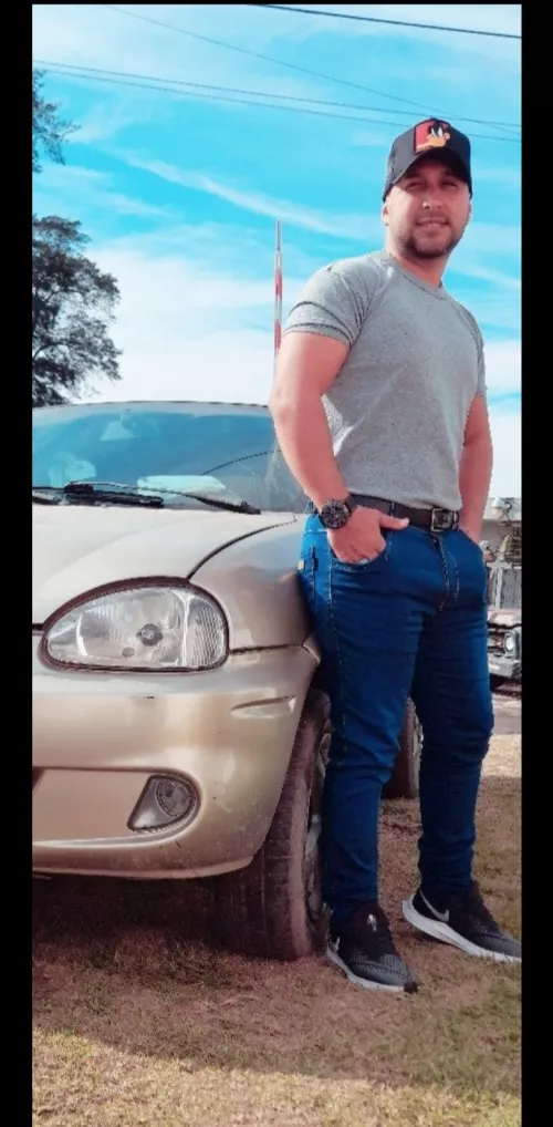 nice blue sky 💙 do you think the same?