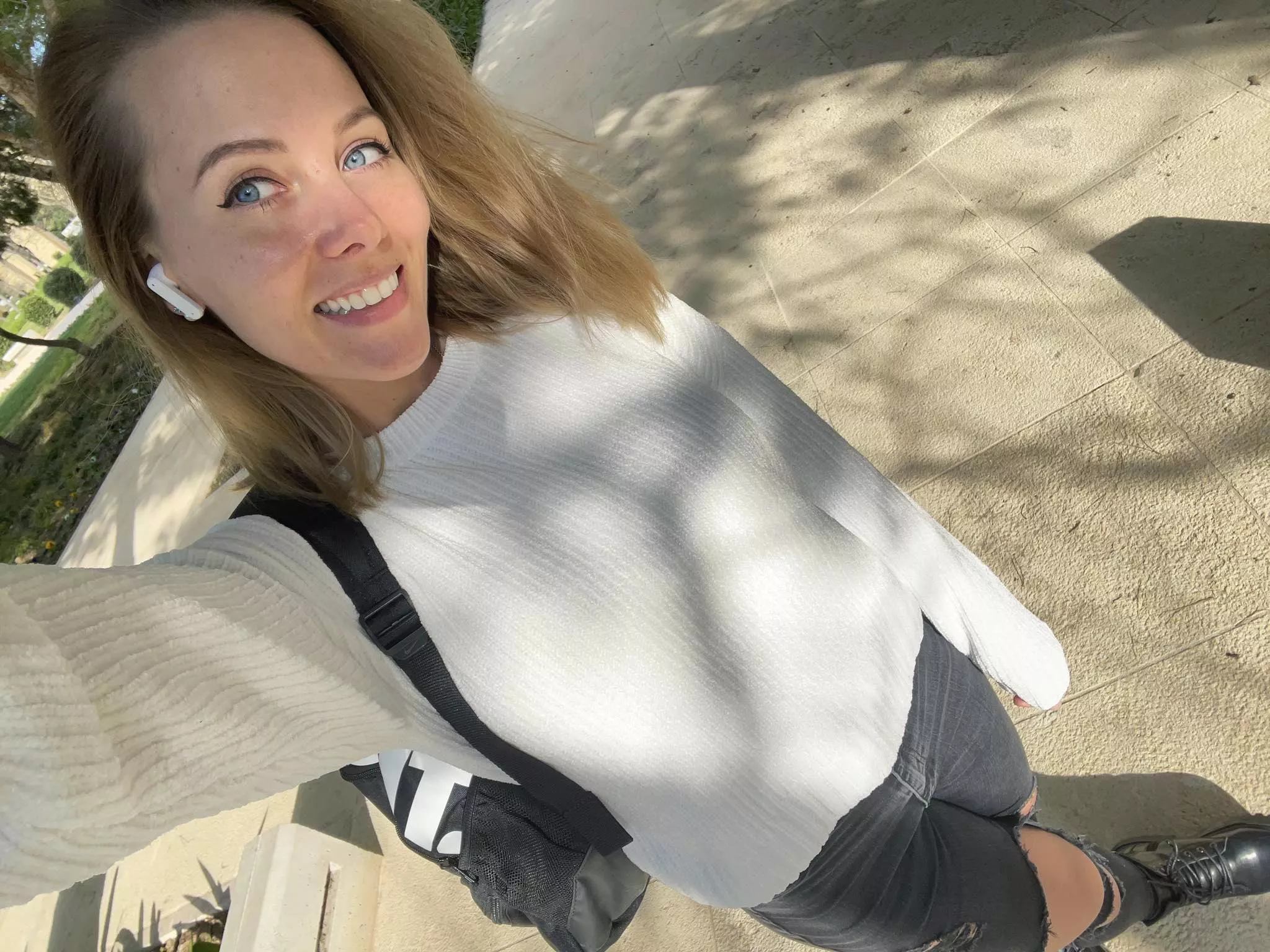 Not sure how sexy is this, but I felt kinda cute here 😌