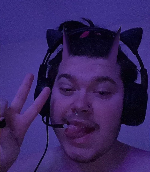 Overwatch 2 anyone :3