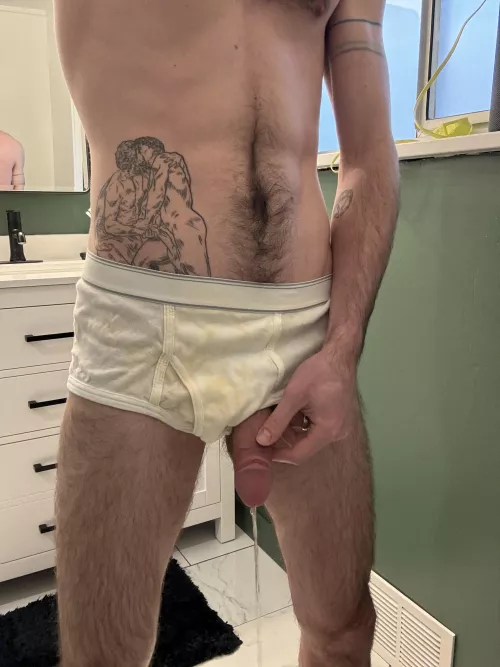 Pissing in my TW cum rag
