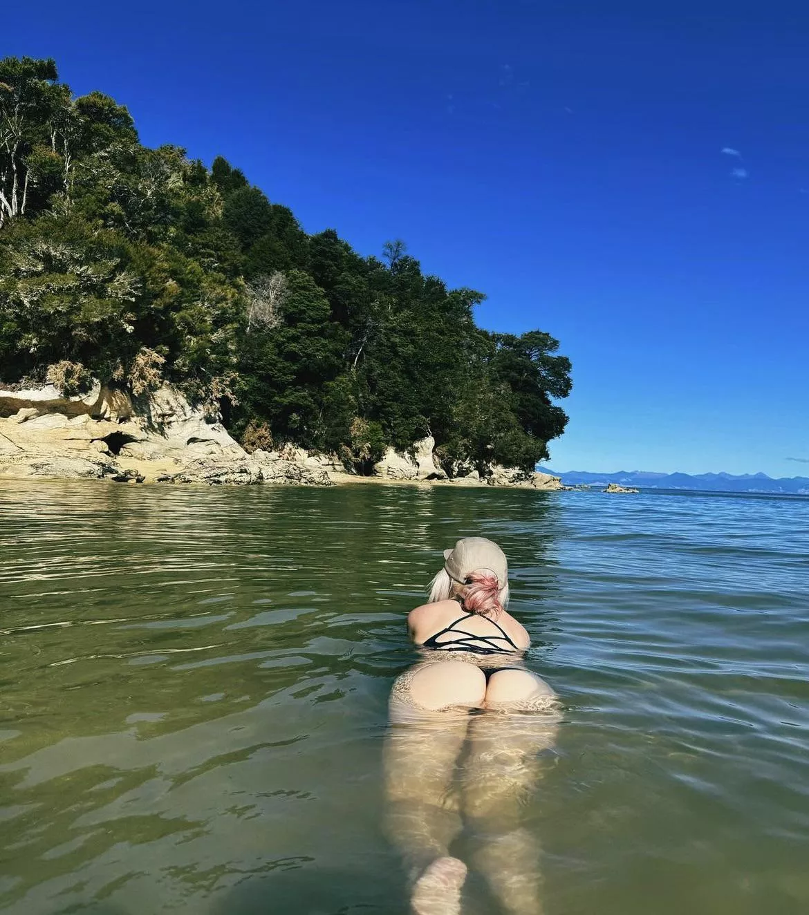 Rare moon sited in NZ. 