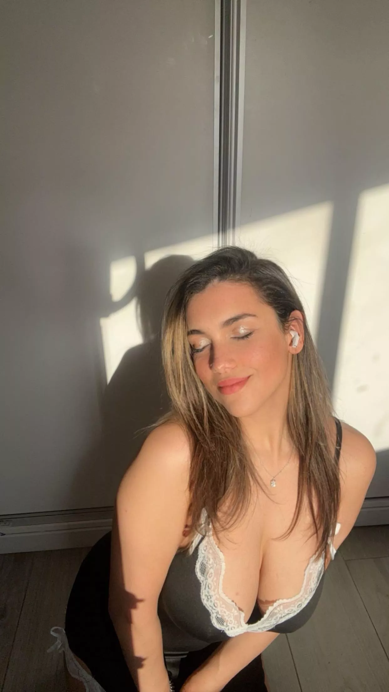 Showing off my caramel sunny side, so you know what to expect every day when you come home from work