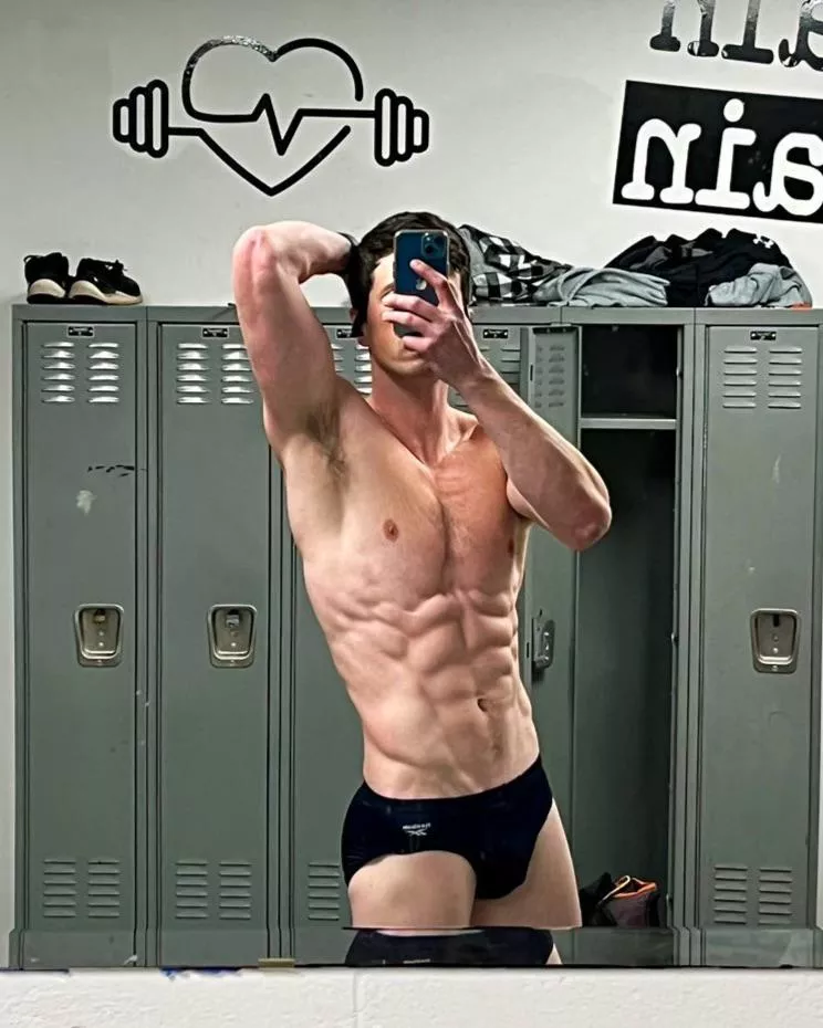 These new Reebok briefs are giving Speedo vibes. 