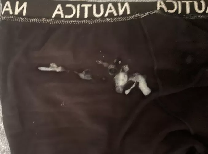 Wanna taste my morning cum?😈