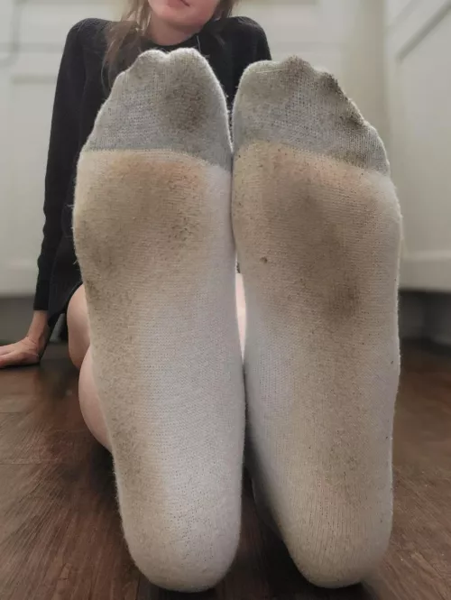 White Hanes on a seven day wear. 🥵