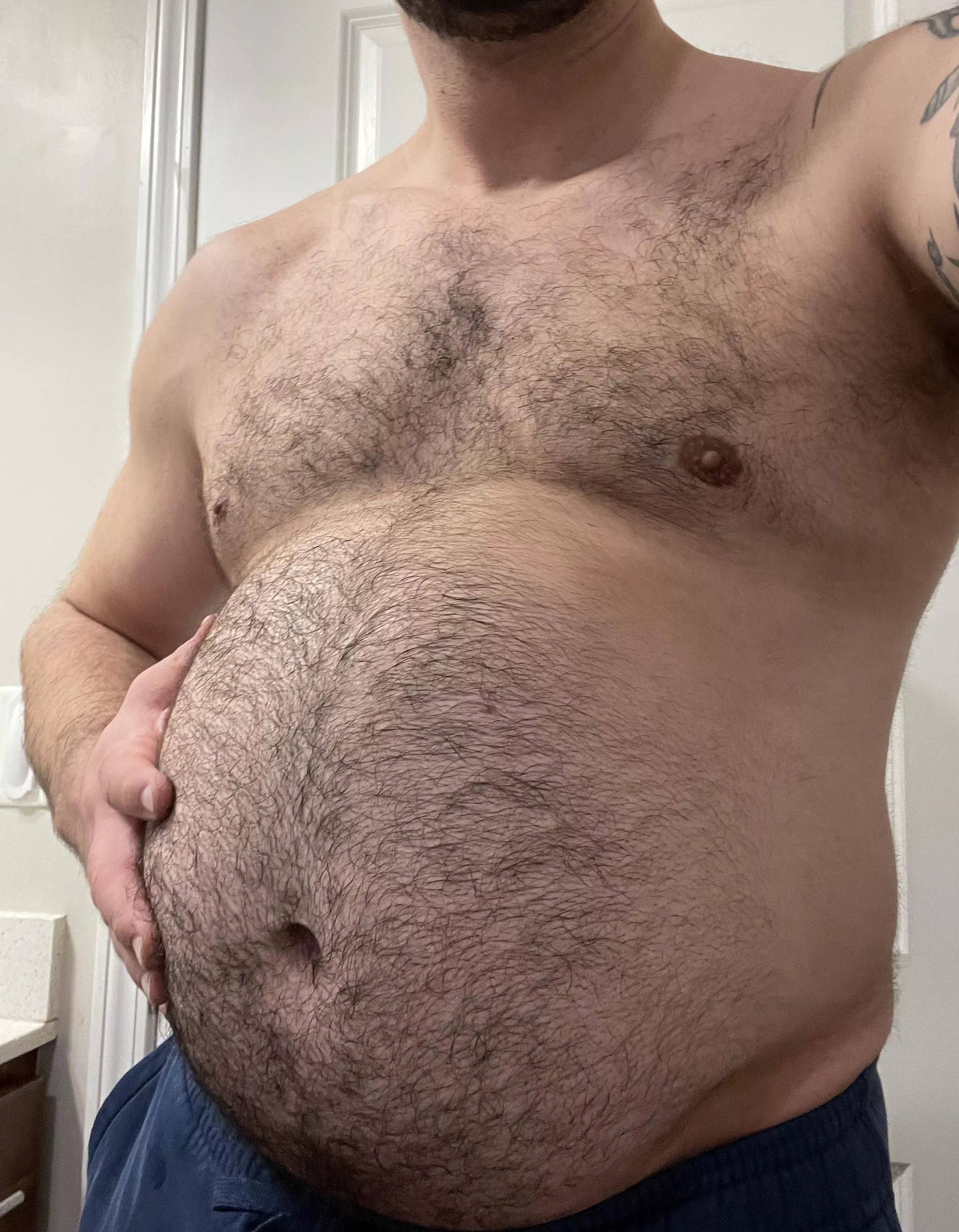 Who wants to rub my big beefy belly?