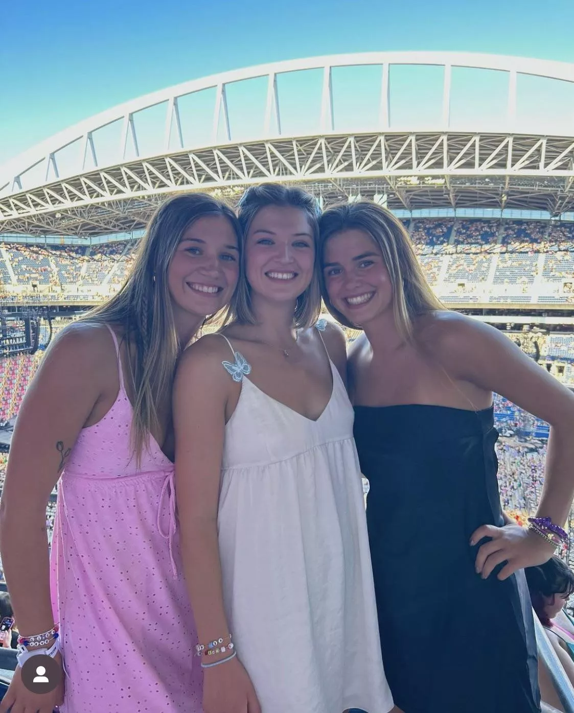 Why are my cousins so hot? [3]