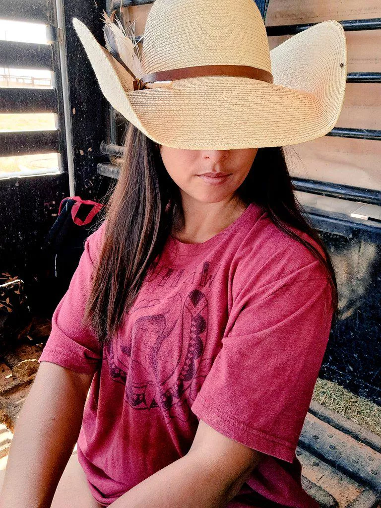 Wife. Mama. Cowgirl. Rancher. Milf @sexycherrykat 