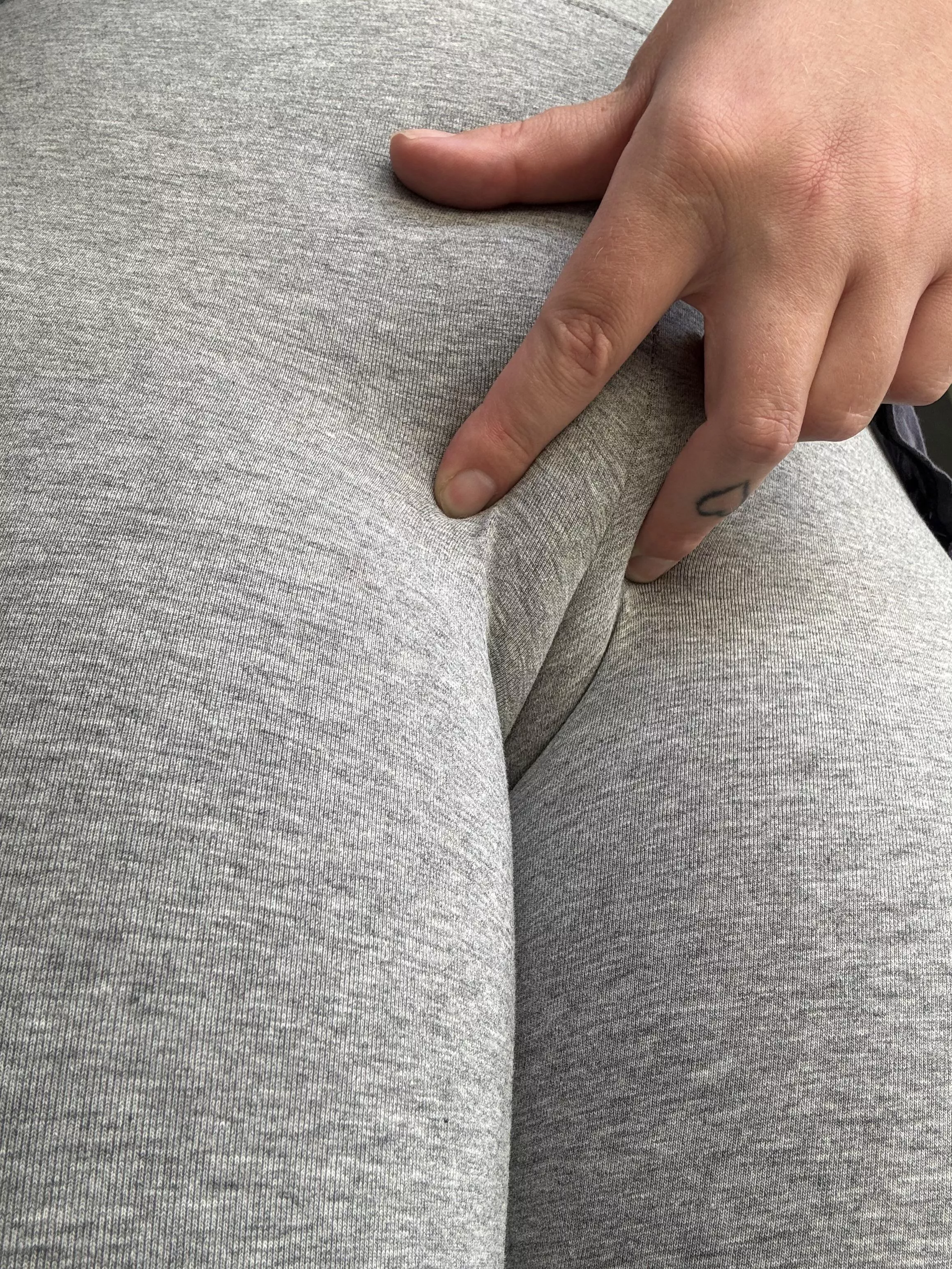Yoga pants toe