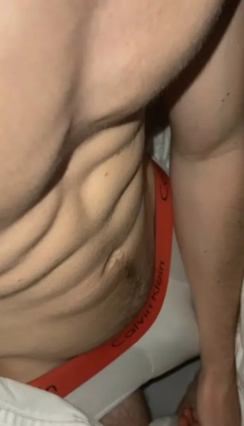 24 Any gym bros into spit? Add me: batica_gym99