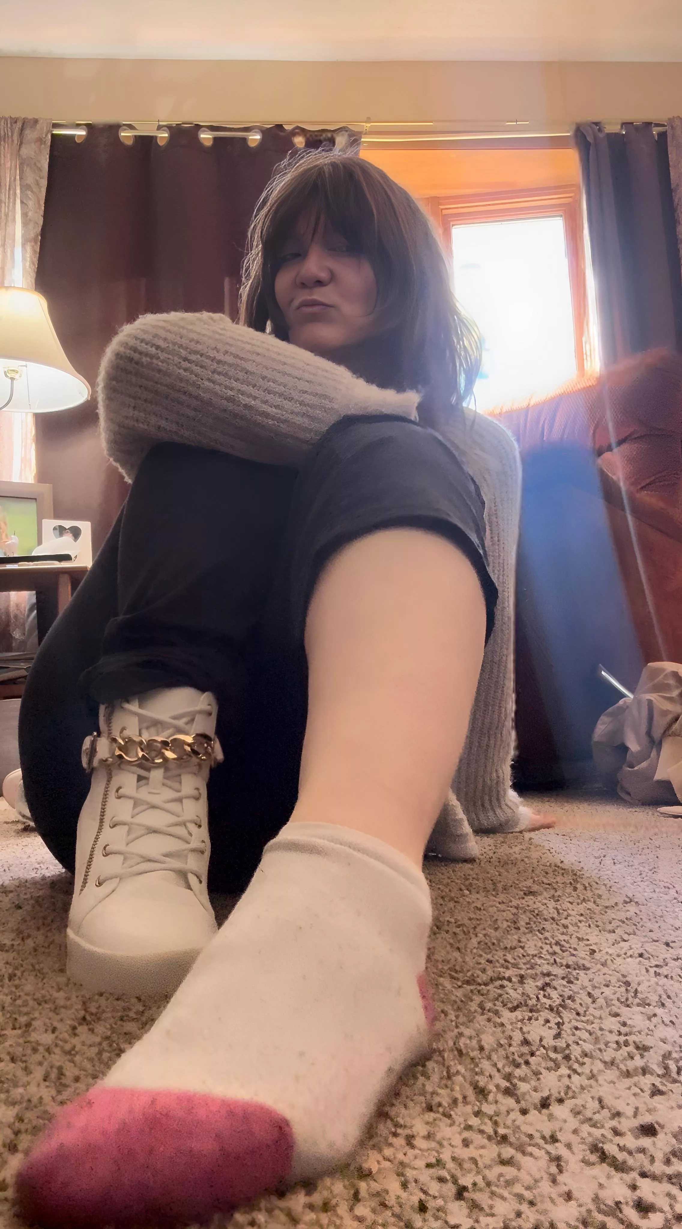 A single sock’s secret: the art of the smirk.