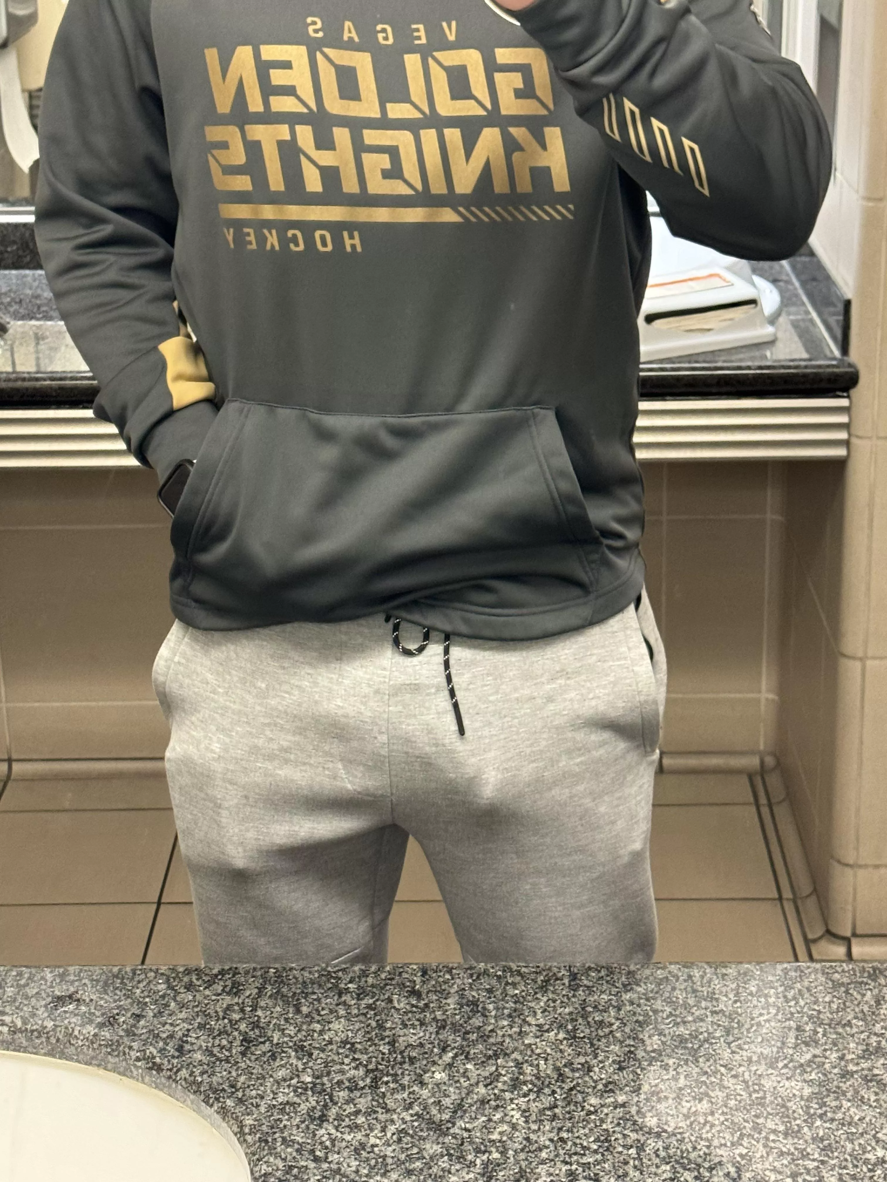 Airport selfie… what would you have done if you saw this at airport?